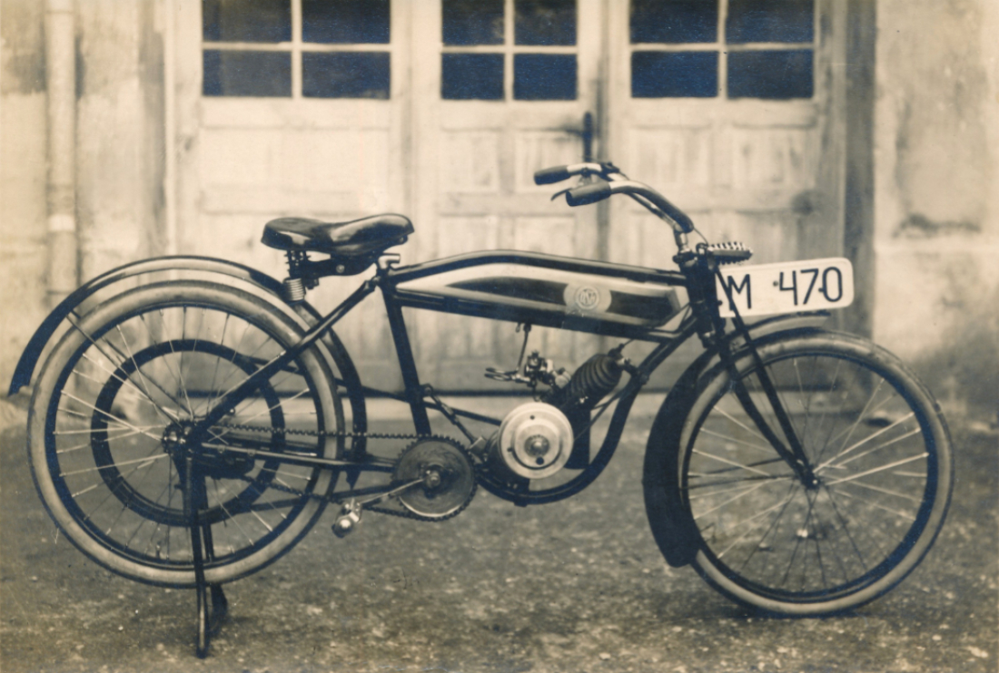 Motorrad der Marke DKW oder  DSH