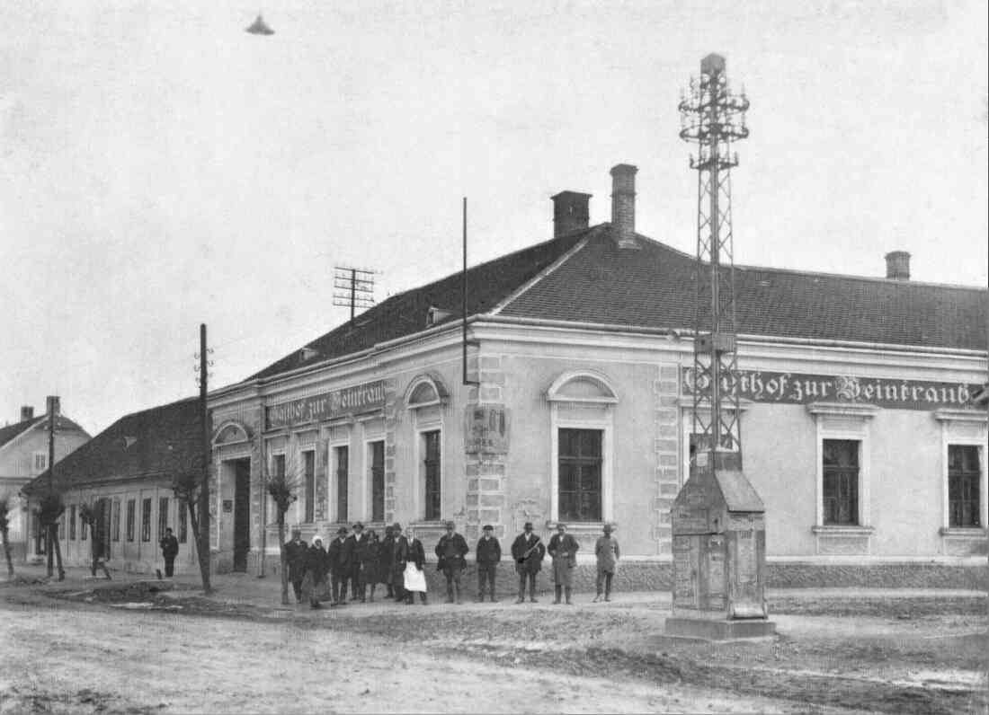 Gasthof zur Weintraube (Hauptplatz 2)