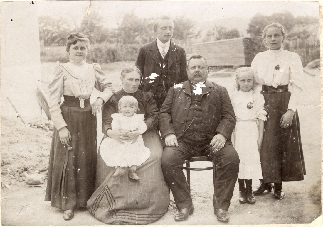 Müllermeister Josef Pelzmann mit Familie (Heidegasse)