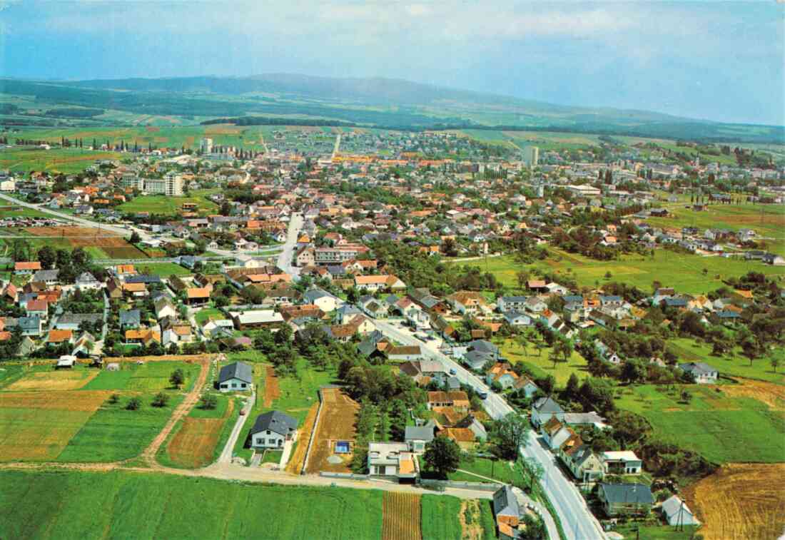 Flugaufnahme/Luftbild: Blick gegen NO