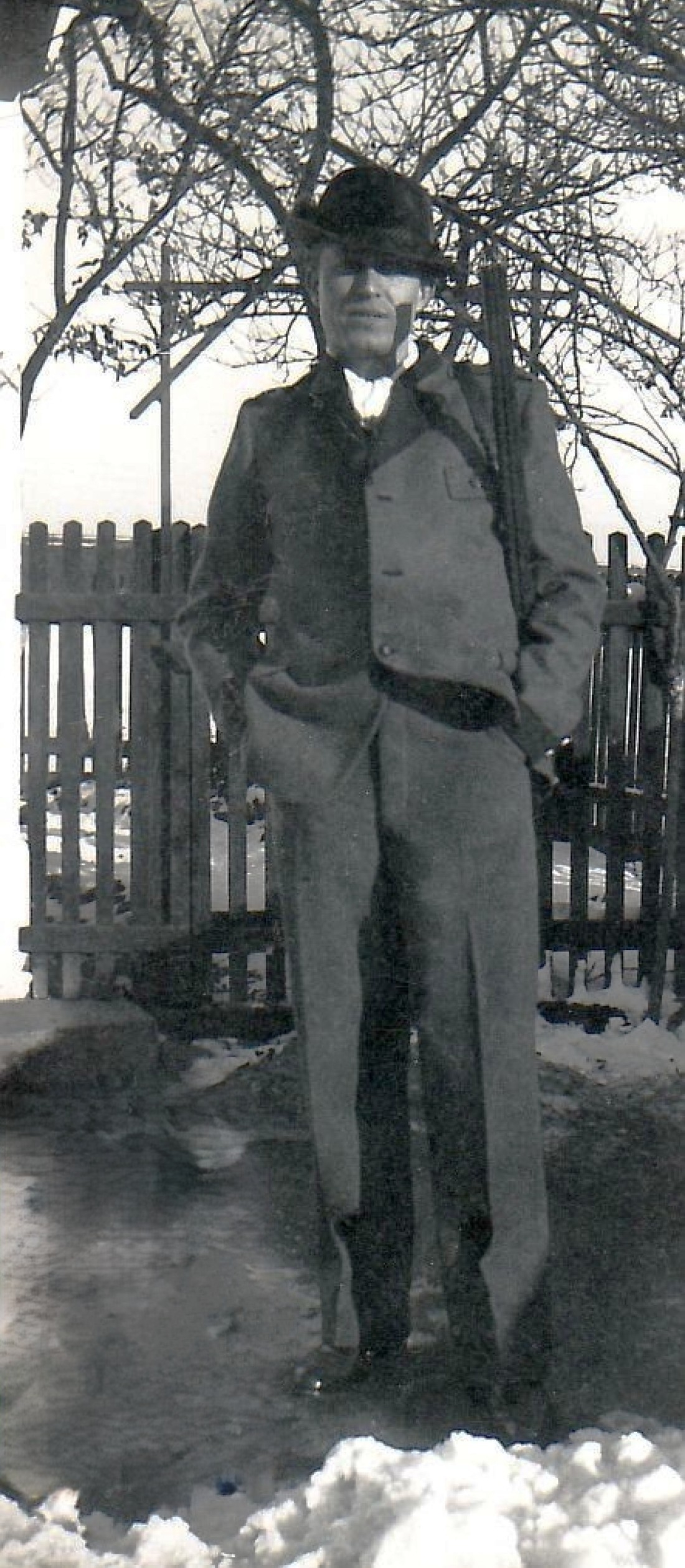 Franz Kiss (*1912/+1994) als Jäger mit nobler Jagdausrüstung