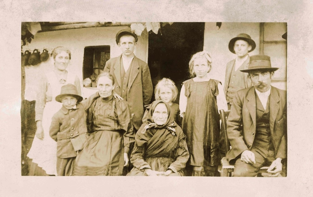 Familie Seper - OW 95 b / Steinamangererstraße 43