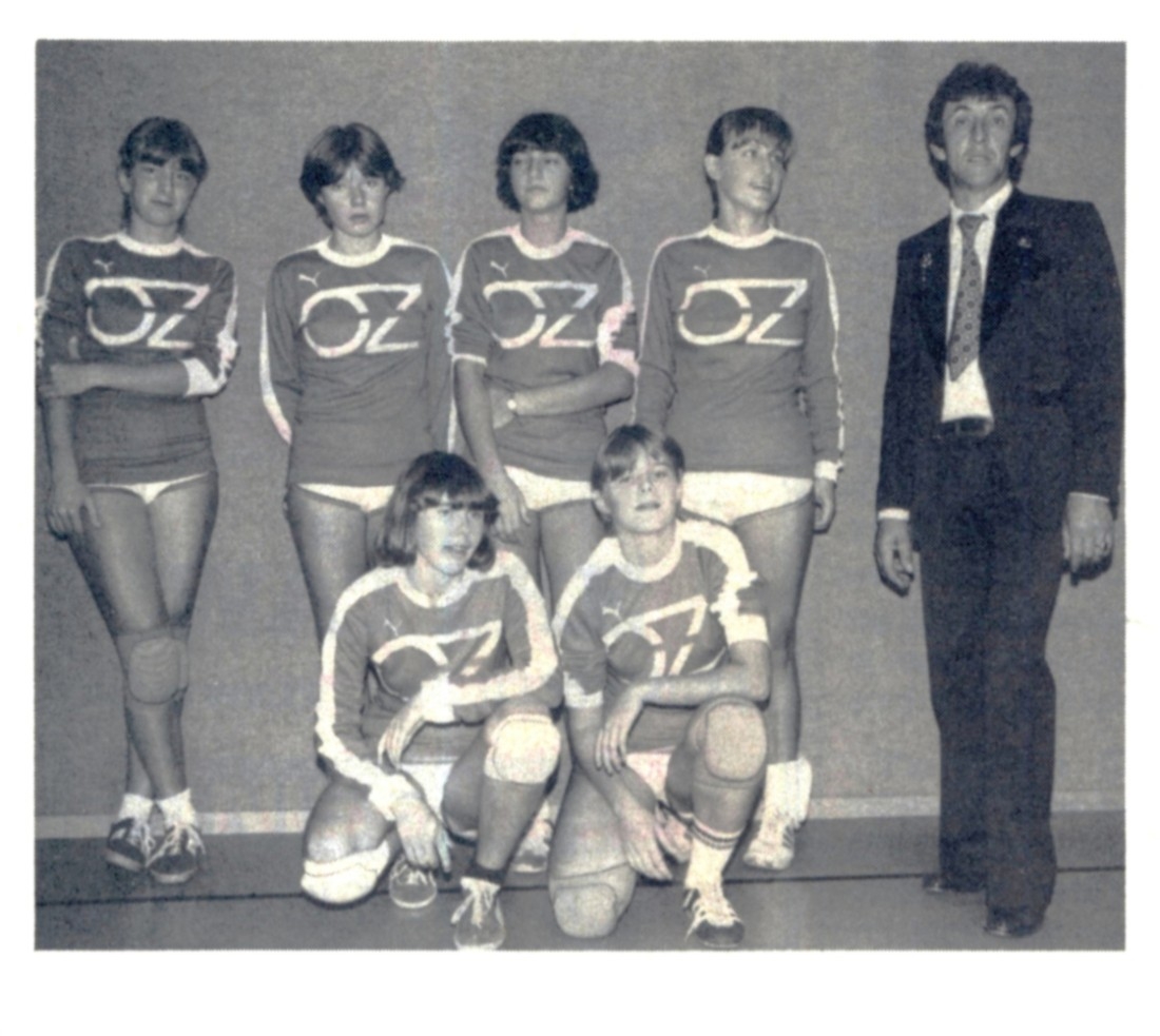 Damenteam des ASKÖ-Volleyball Oberwart im Gründungsjahr - Obojkovits/Boandl/Szabo/Varias/Schober/Steurer