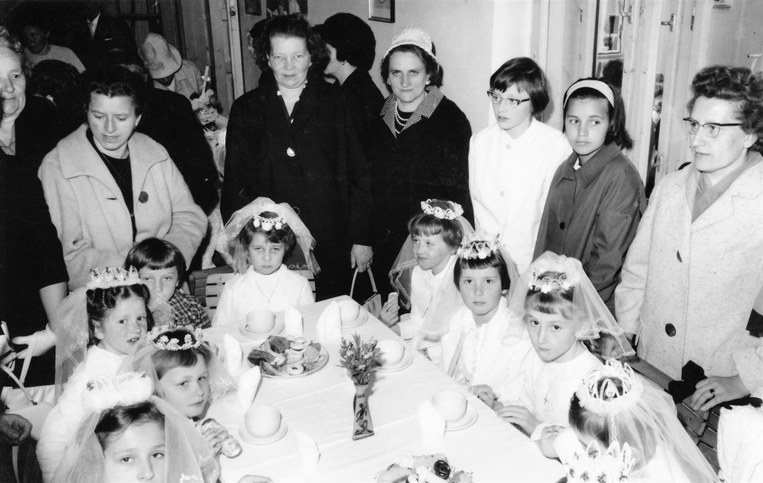 Röm. kath. Pfarrgemeinde: Hl. Erstkommunion 1965