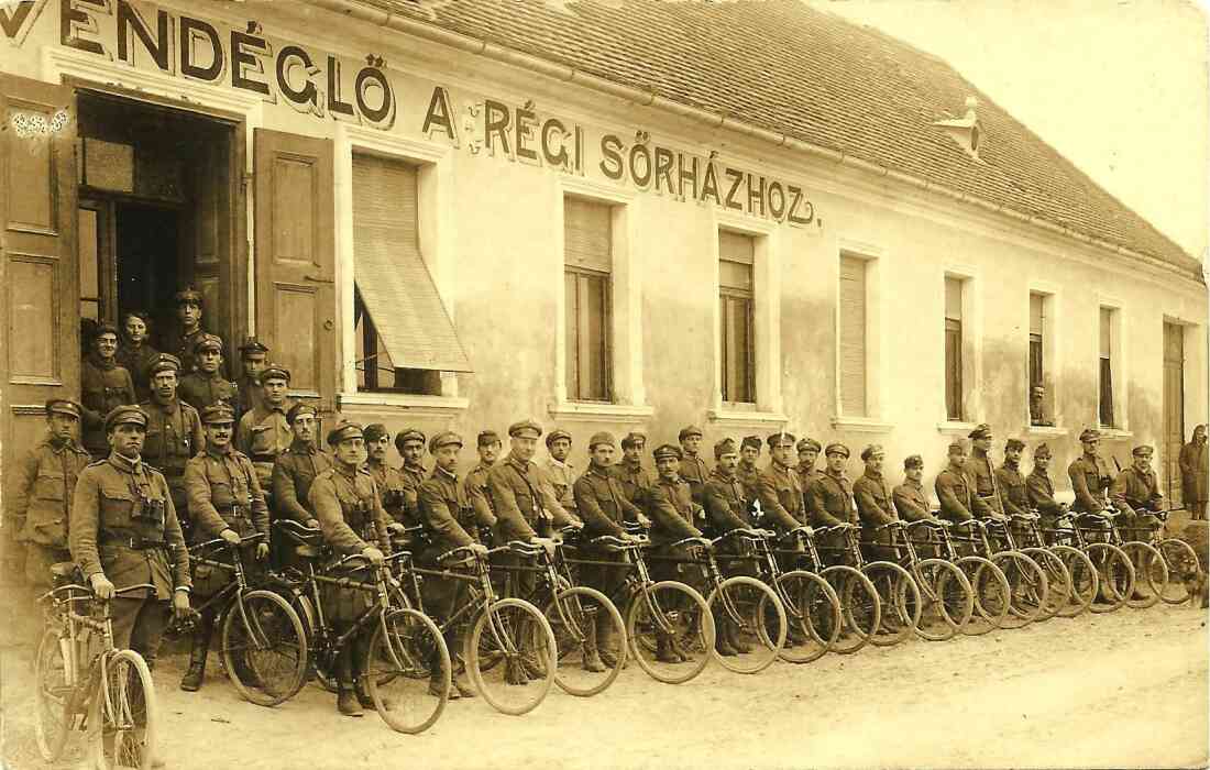"Vendéglö a régi Sörházhoz" - Altes Bräuhaus / Chattanooga / X-CHAT / Batusim e.V. (OW 4 / Steinamangererstraße 145)