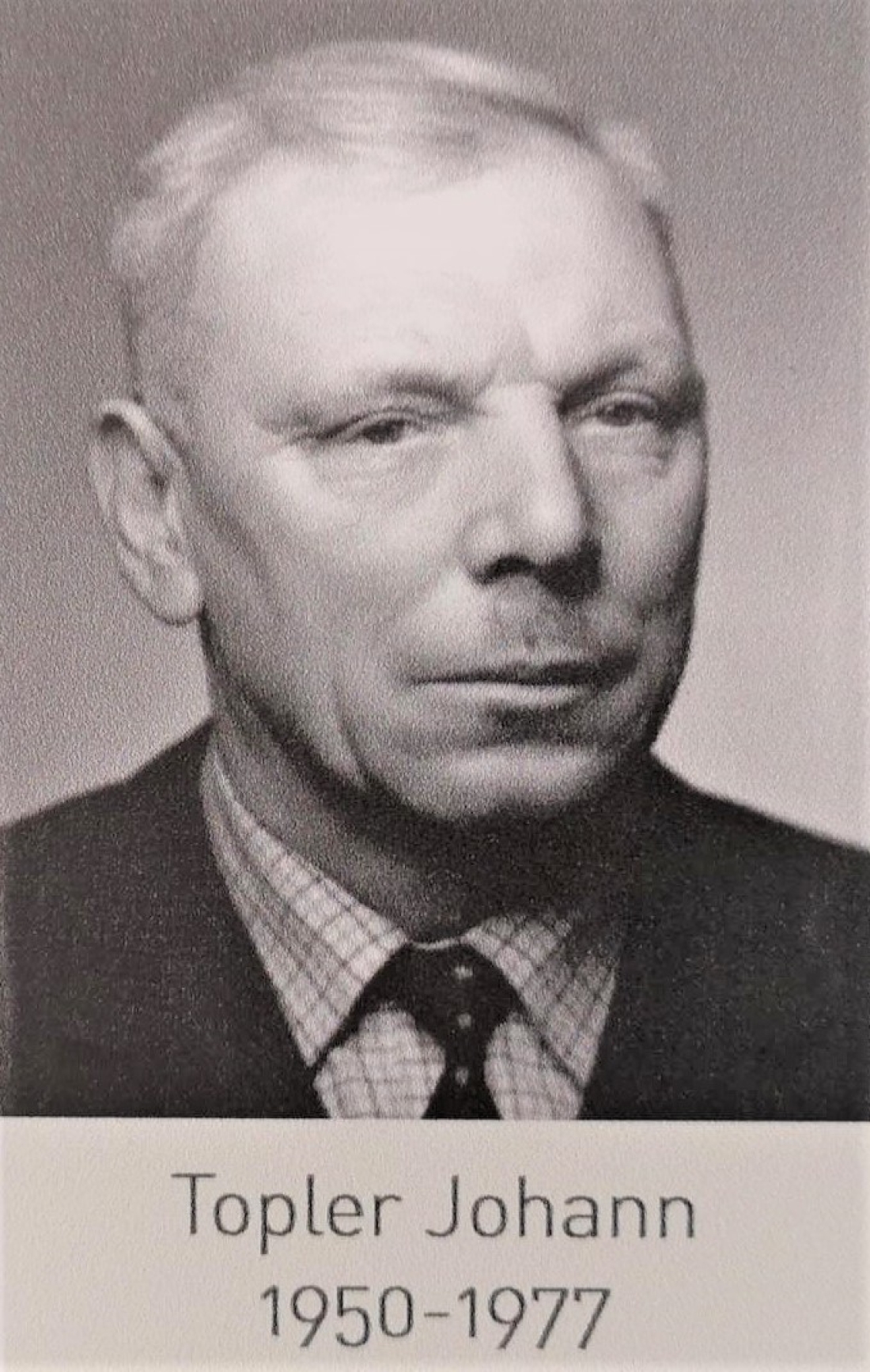 Johann Topler (Janosch - *1915 / +1998) - Grazerstraße 62  (Portrait)