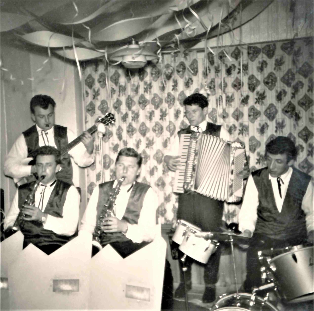 Die Sonny Boys bei einem Auftritt am 21. Jänner 1961 im Gasthof Tränktörl - Übelher/Sinko/Benedek/Imre/Steurer