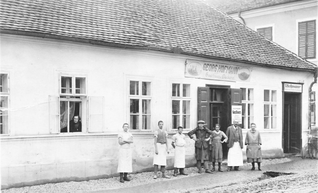 Bäckerei Hofmann (Steinamangererstraße 2)