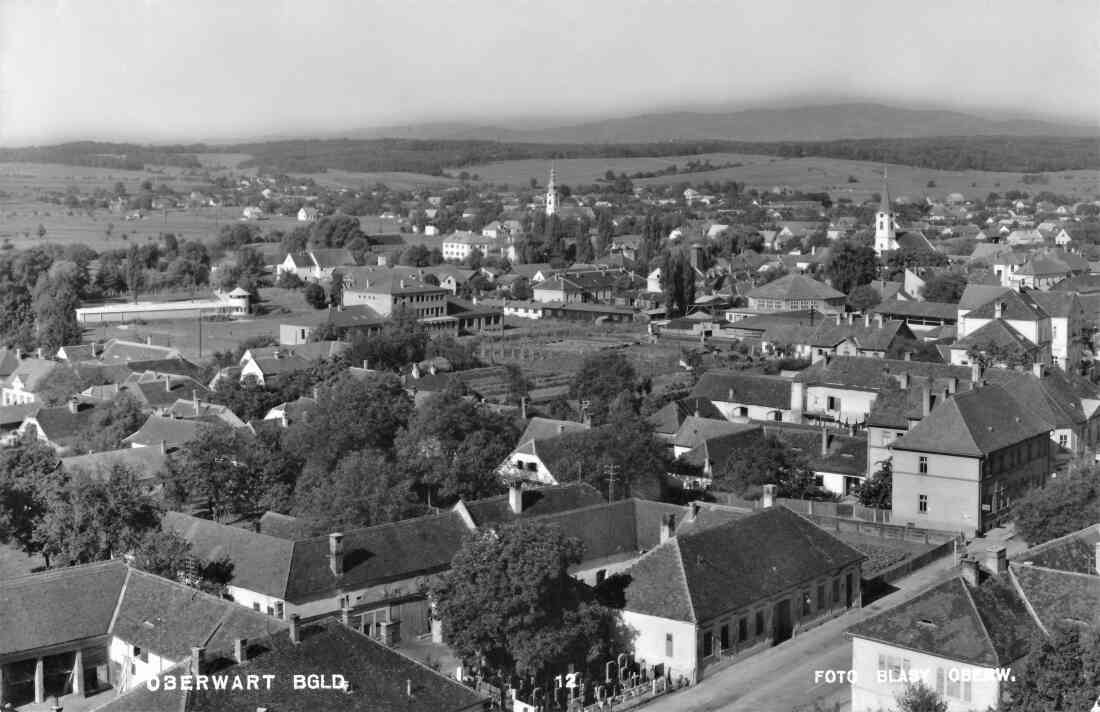 Ansichtskarte: "Oberwart BGLD" - Blick vom Turm der röm. kath. Kirche gegen Westen