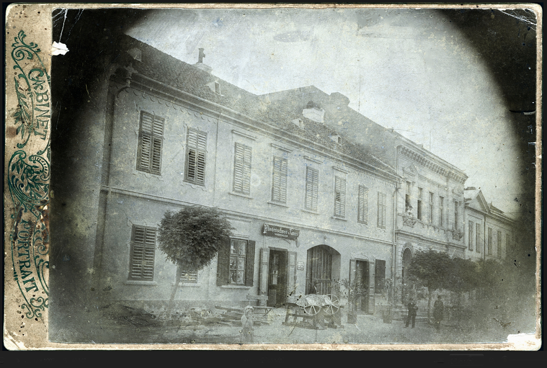 Stockhohes Gebäude der Fa. Fliegenschnee (OW 574/WienerStrasse14)