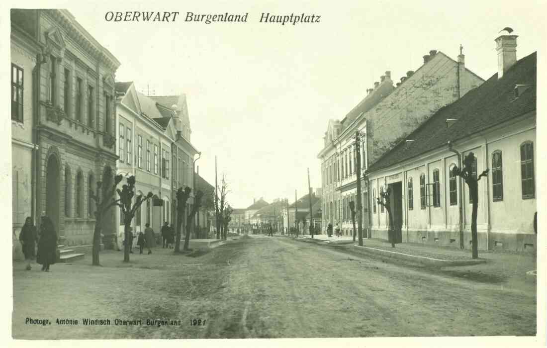 Wienerstraße in Richtung SO - ganz links die "Apotheke zur ungarischen Krone"