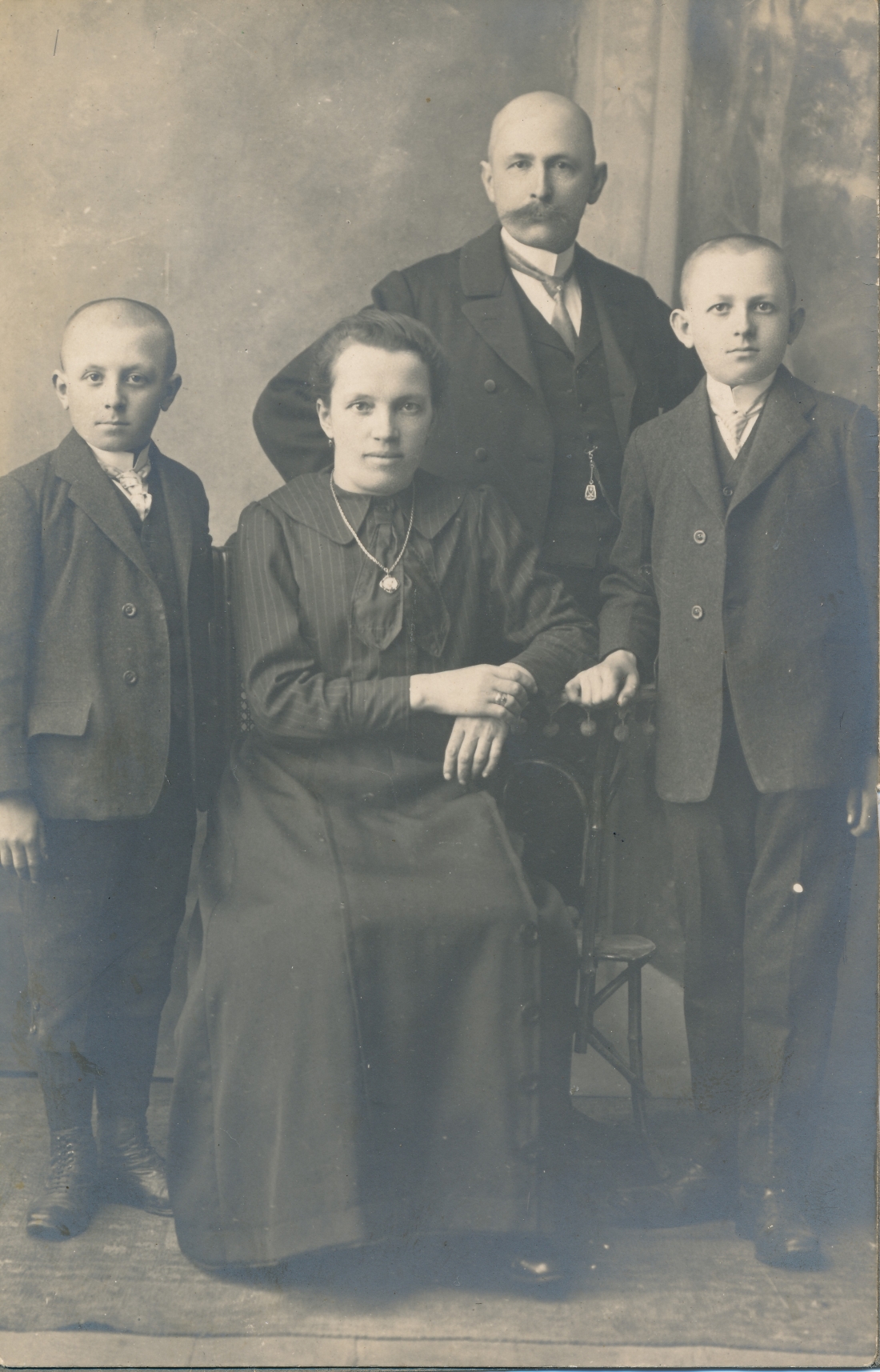 Familie Lukitsch (Lisztgasse 16) - Portrait