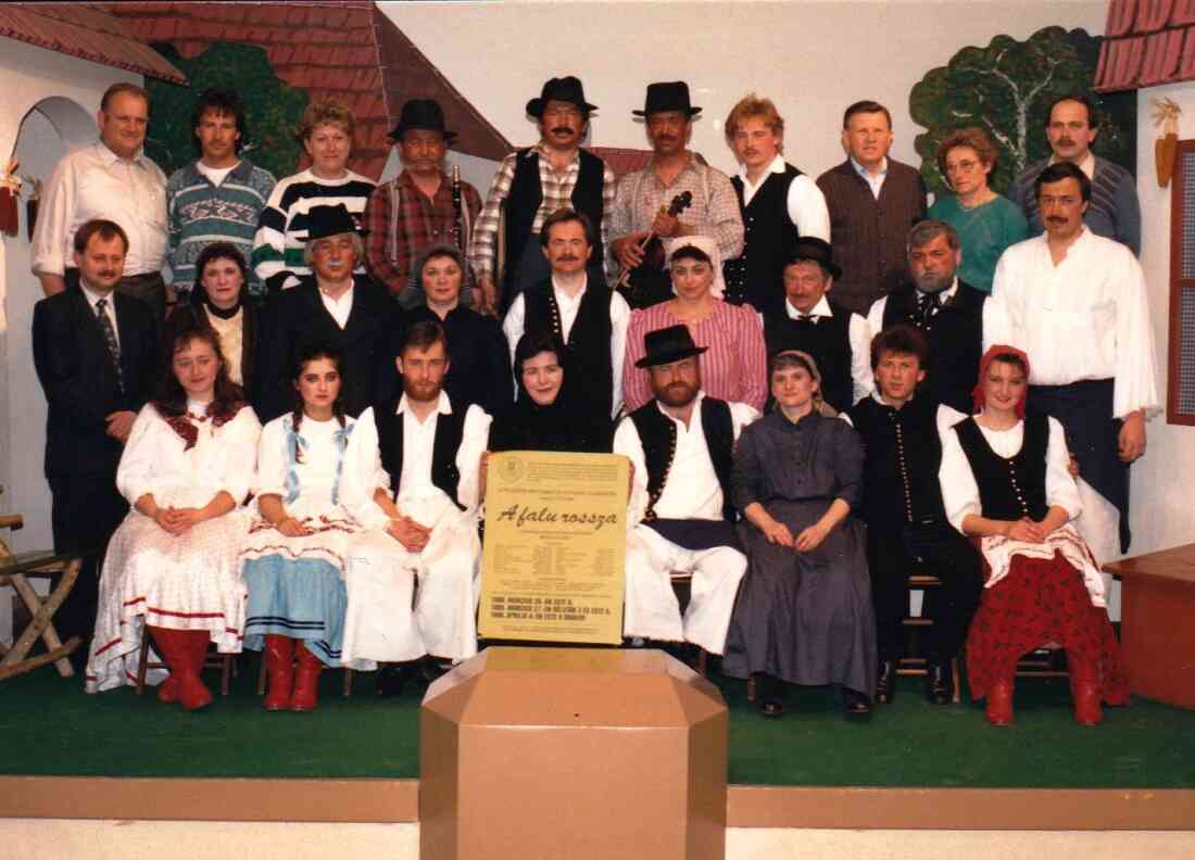 Reformierter Leseverein: Theaterstück "A falu rossza" 1988