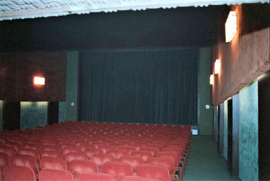 Gloria Tonkino - Innenraum (Lisztgasse 10)