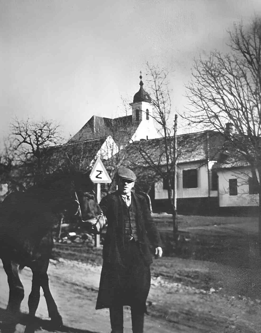 St. Martin: Josef Halper sen. („Kuller“) mit seinem Pferd, einem Rappen