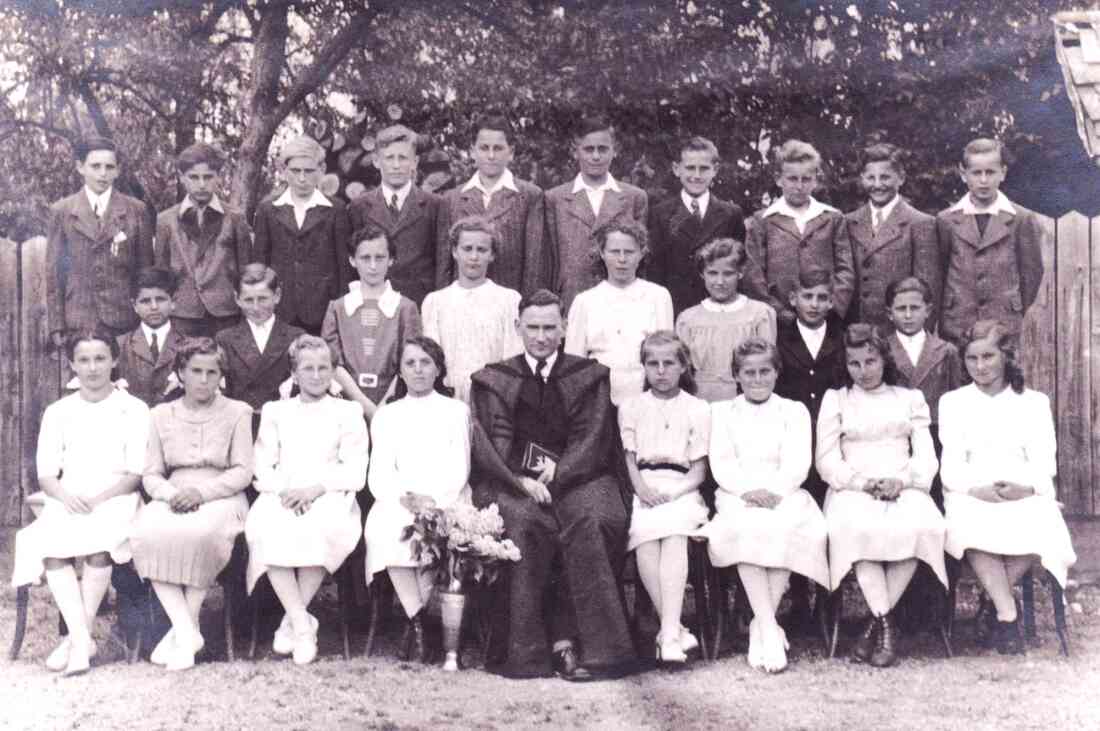 Reformierte Pfarrgemeinde: Konfirmation des Jahrgang 1935 - Tölly
