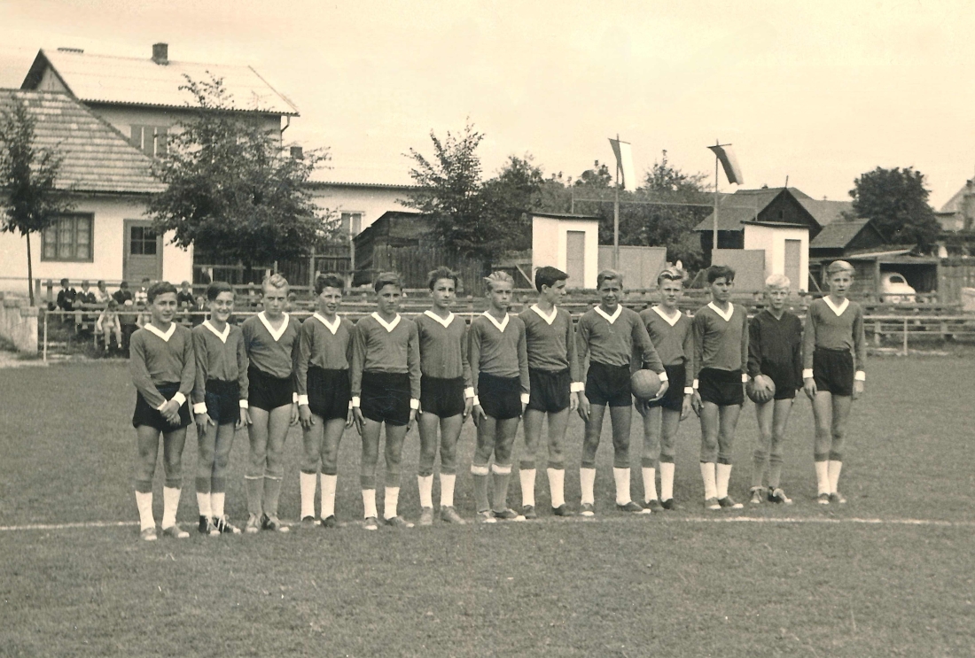 Fußball: Schülermannschaft des SCO - Klimek/Szalai/Tschida/Barna/Tallian/Mantsch/Hasler/Horvath/Virag/Böcskör/Knotzer/Lehner