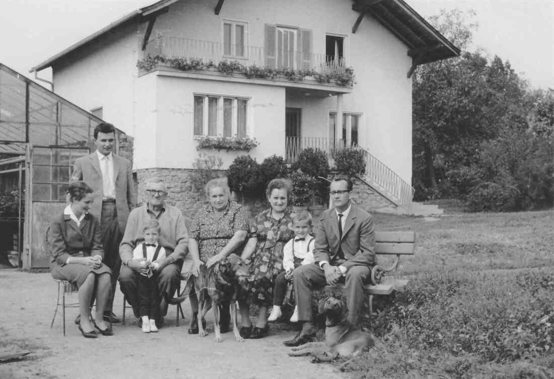 Gärtnerei Hanusch-Graf (Steinamangererstraße 36b): Familienfoto