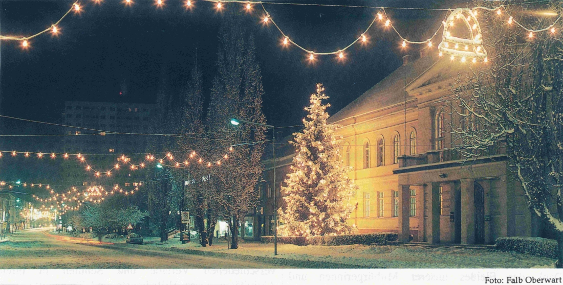 Winter in Oberwart: Hauptplatz am Hl. Abend des Jahres 1998