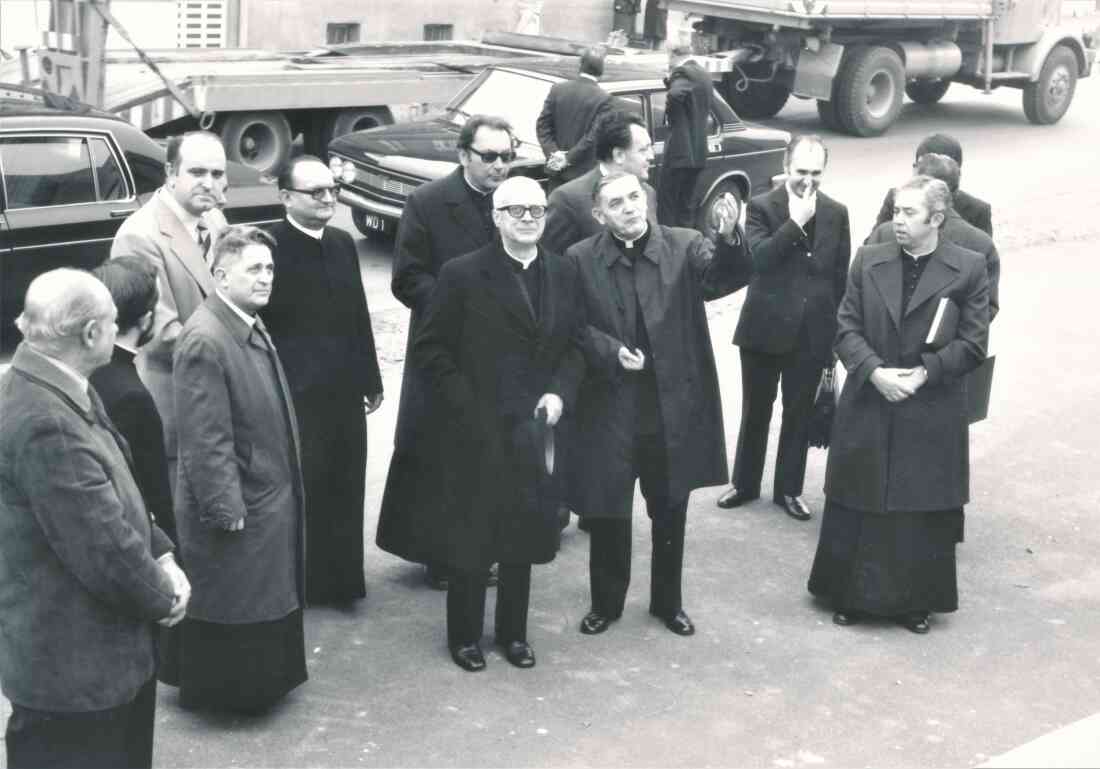 Der apostolische Nuntius Exzellenz Mario Cagna besucht die röm. kath. Pfarrgemeinde