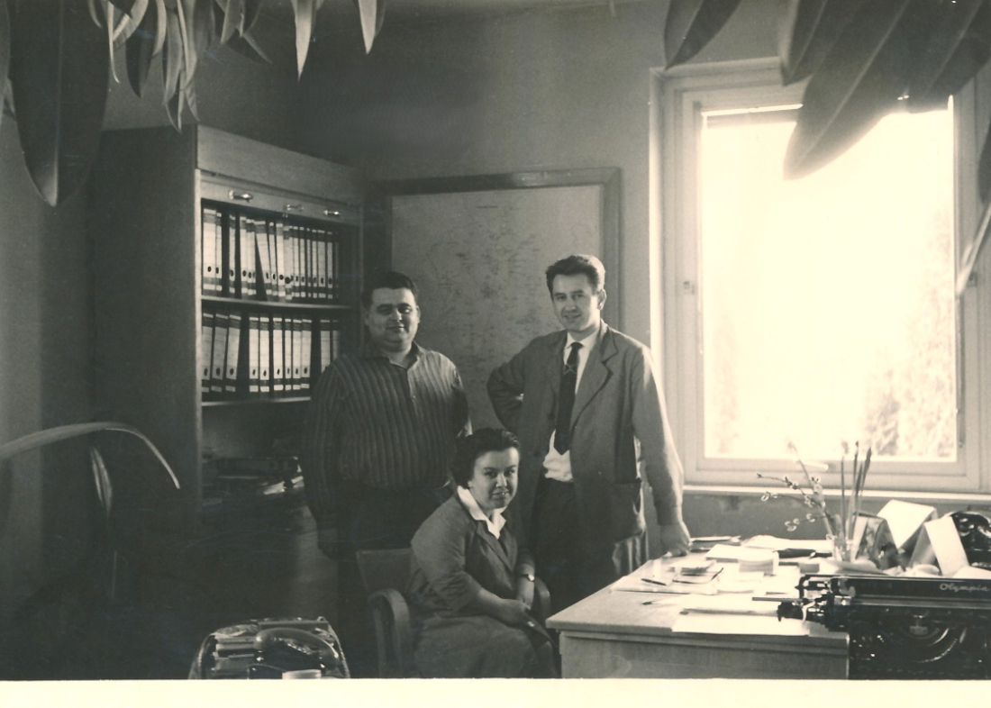 Büro-Mitarbeiter der Bewag Gamauf/Strauss