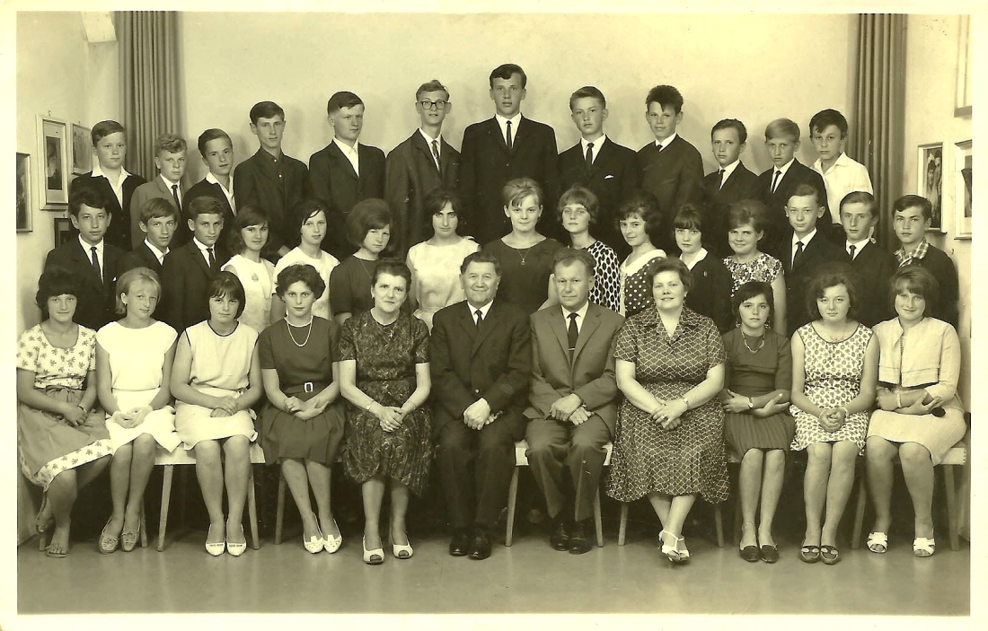 Volksschulabschlussklasse 1965/1966 - Szekely/Schaffer/Erdely