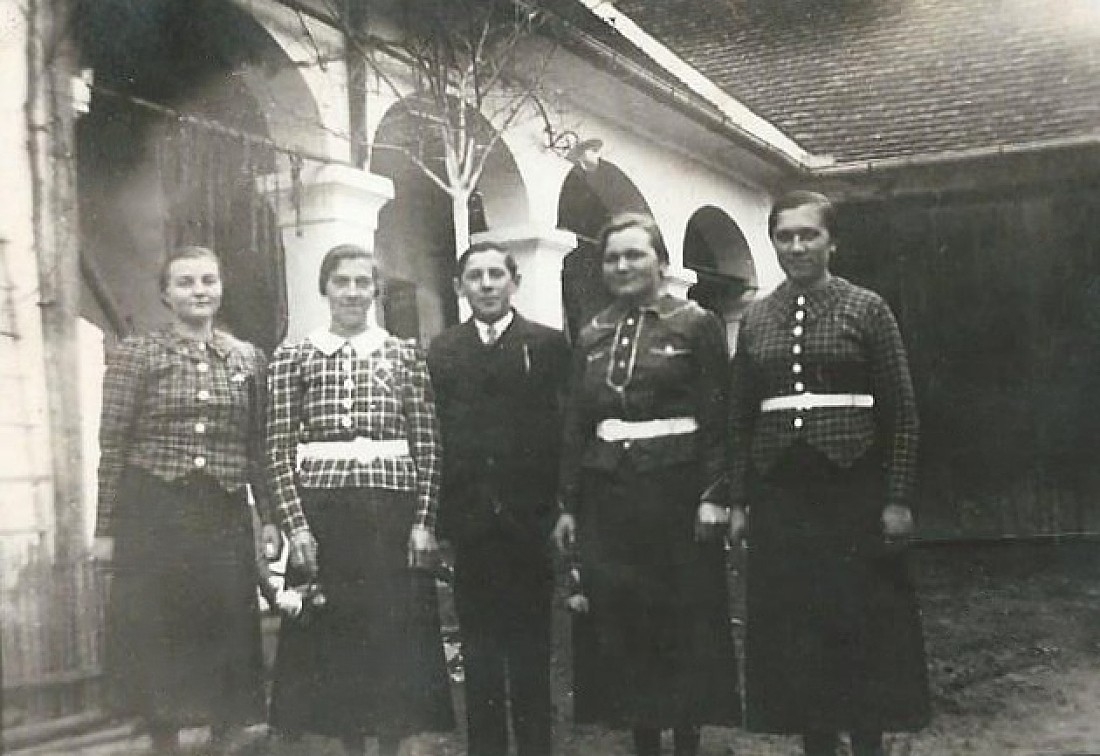 Balazs Sofie, Miklos Sofie, Miklos Sandor, Zambo Lidia und Sisko Juliane