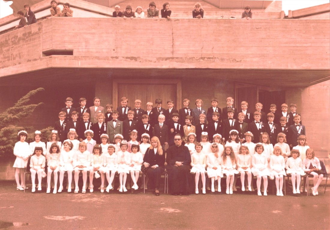 Röm. kath. Pfarre: Hl. Erstkommunion  1975 (Steszgal/Triber)