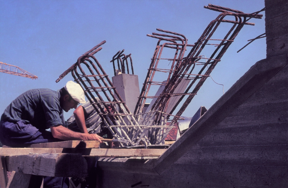 Bau der neuen röm. kath. Osterkirche