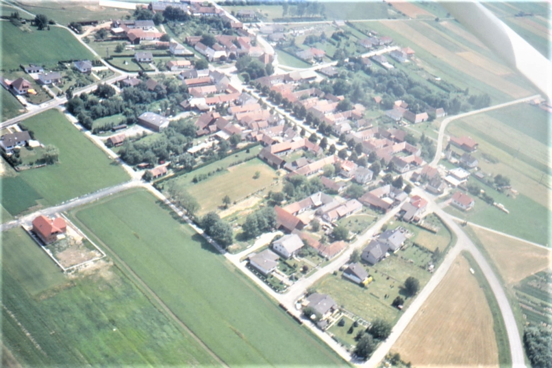 St. Martin: Flugaufnahme/Luftbild - Blick gegen Osten