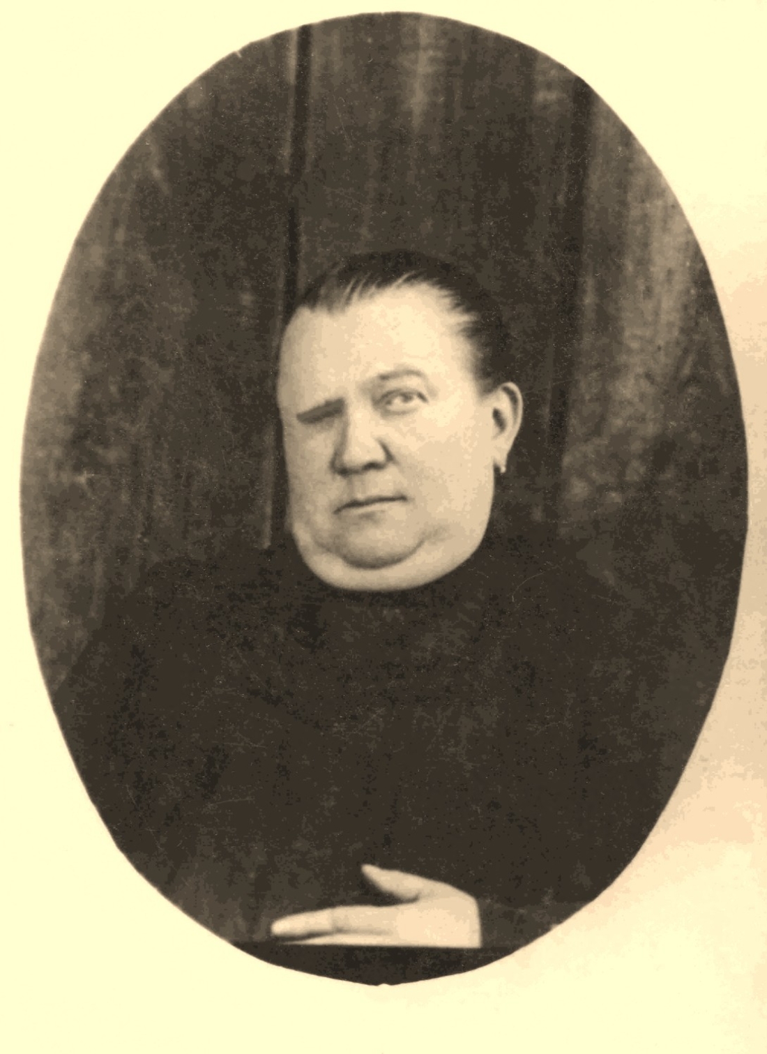 Zsofia Sisko (geb. Pongracz, *1895/+1957) - Portrait