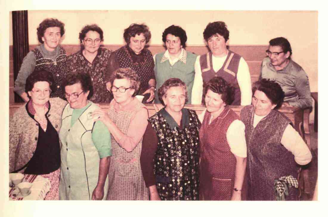 Reformierte Pfarrgemeinde: Kirchenreinigung durch Frauen der Gemeinde