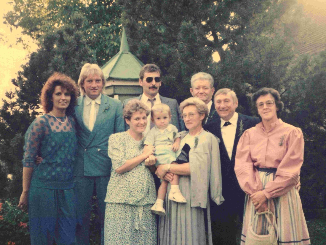 Familienfoto -  Benkö/Imre/Muth