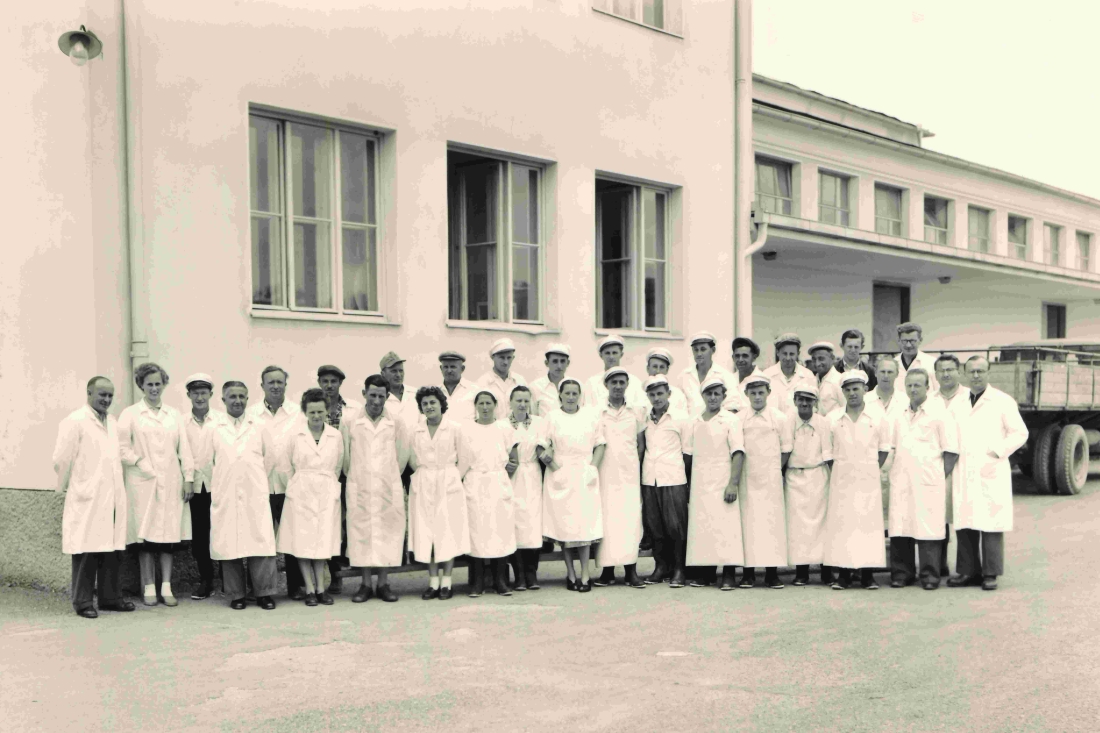 Belegschaft der Molkerei - Molkereistraße 8