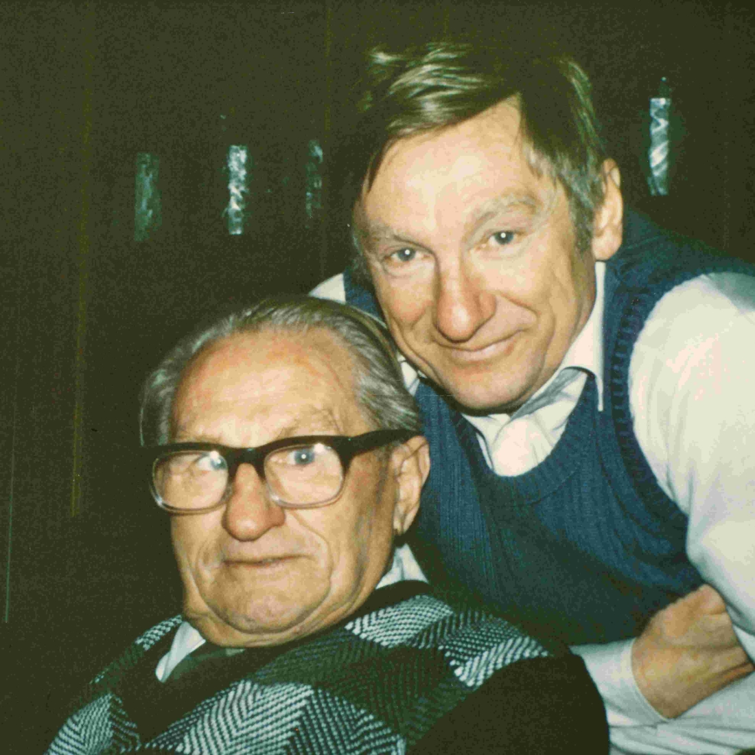 Vater und Sohn: Michael (*1909/+1999) und Johann Benkö (*1933; - Eichendorfgasse 17)