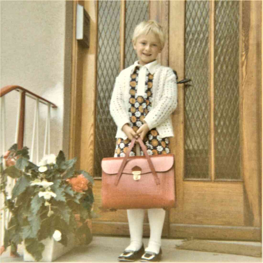 Christa Gangoly: 1. Schultag (Stiftergasse 9)
