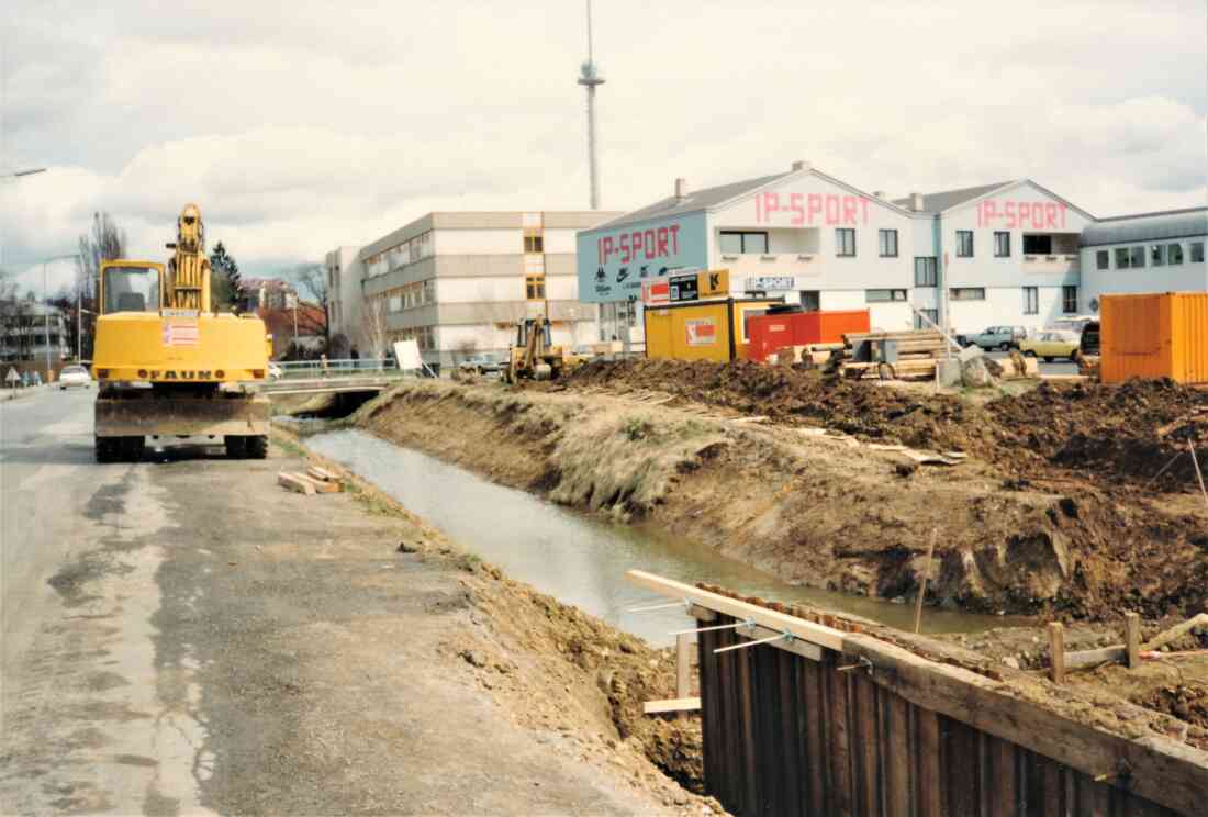 Überbauung und Neugestaltung im Verlauf des Wehoferbaches: Bereich Schulgasse