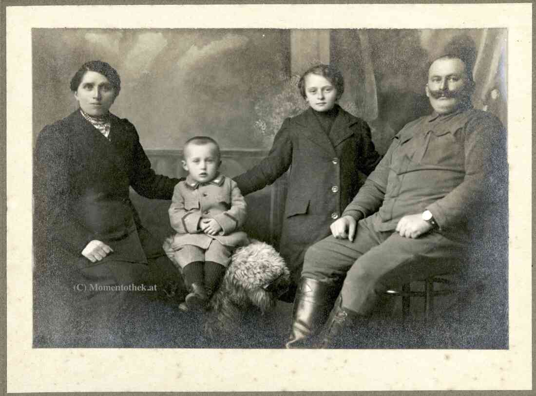 St. Martin: Familie des späteren Bürgermeisters Eugen Stelzer (*1913/+1997) - heutige Adresse Oberwarter Straße 40