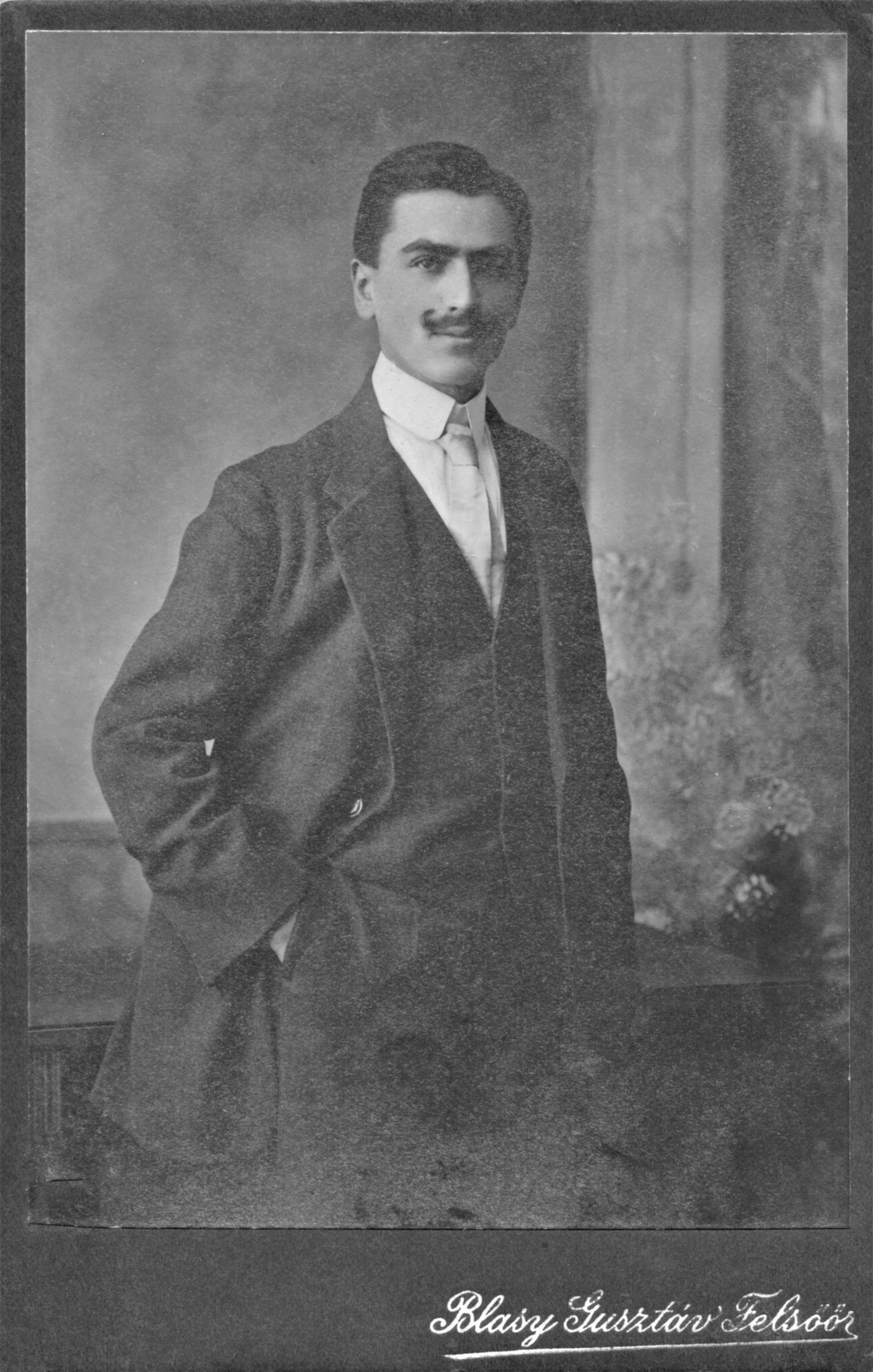 Ludwig Gangoly *1891 / +1957 - Tischlermeister und Bestatter (Portrait)