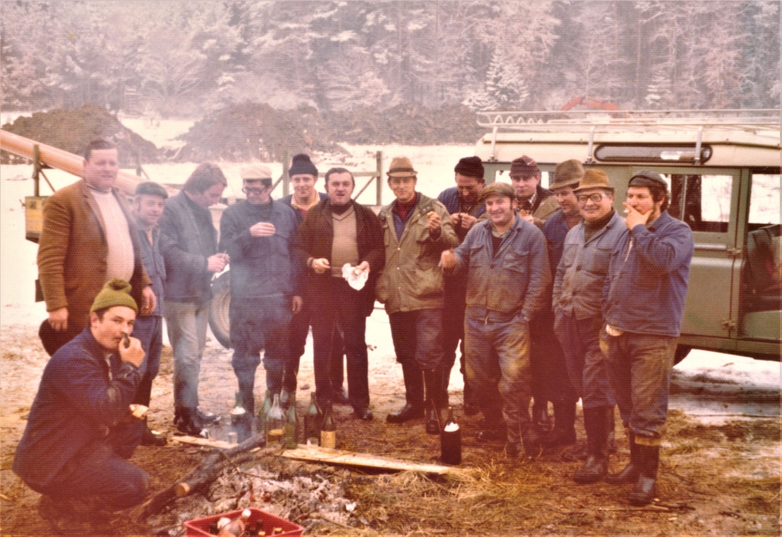 Arbeitstrupp der Bewag: Neuanlage des sogenannten Bewagteichs