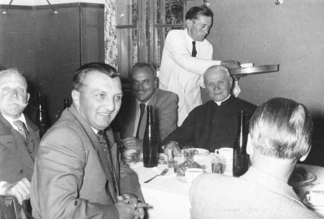 Röm. kath. Pfarre: Einladung anlässlich der Pfarrhofweihe am 30. August 1953
