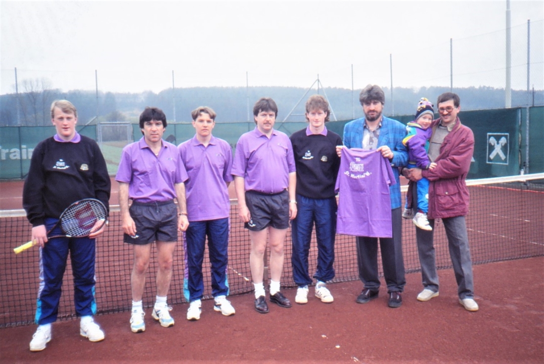 St. Martin: Tennisverein - Sponsoring durch Fa. Fliegenschnee (Bernhard/Klepits/Ratz/Mirtl/Garber/Seper/Halper)