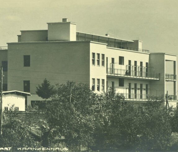 Krankenhaus (Spitalgasse / heute Dr.-Emmerich-Gyenge-Platz): Ansicht von Westen