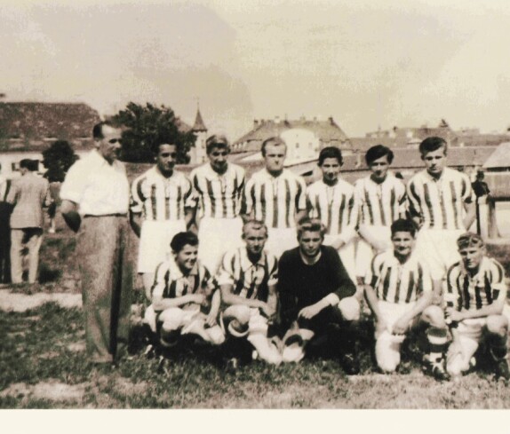 Fußball: das Bild zeigt wahrscheinlich die Mannschaft des SC-Oberwart I.b