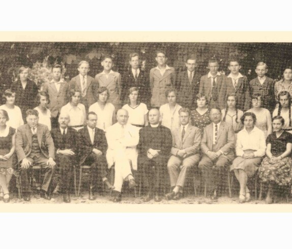 Abschlussklasse der Handelsschule im Schuljahr 1930/1931 unter Dir. Hans Donawell
