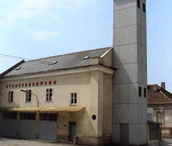 Stadtfeuerwehr: Feuerwehrhaus (Ambrosigasse 13)