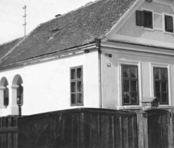Haus Benkö (Grazerstraße 96) mit Arkaden