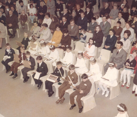 Röm. kath. Pfarre: Erstkommunion 1970