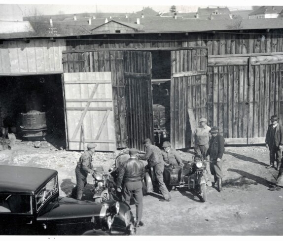 Hof des Bauamts (Ambrosigasse 15) - Straßenbaubezirksamt