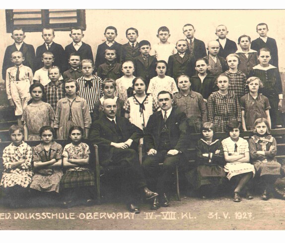 Klasse der evang. Schule AB (Pleyer/Geistlinger [auch Geisztlinger])